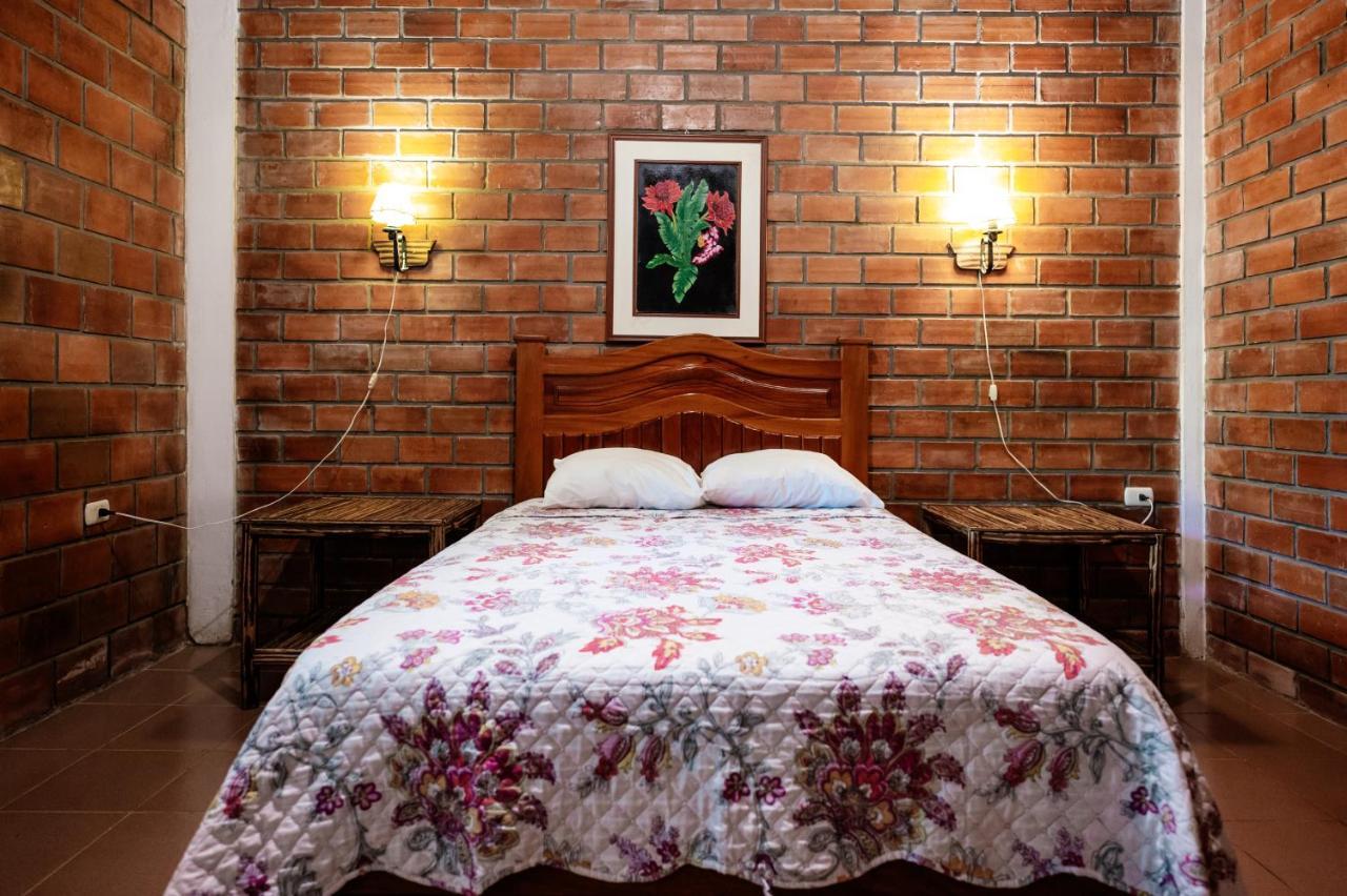 Huingos Eco Lodge タラポト エクステリア 写真