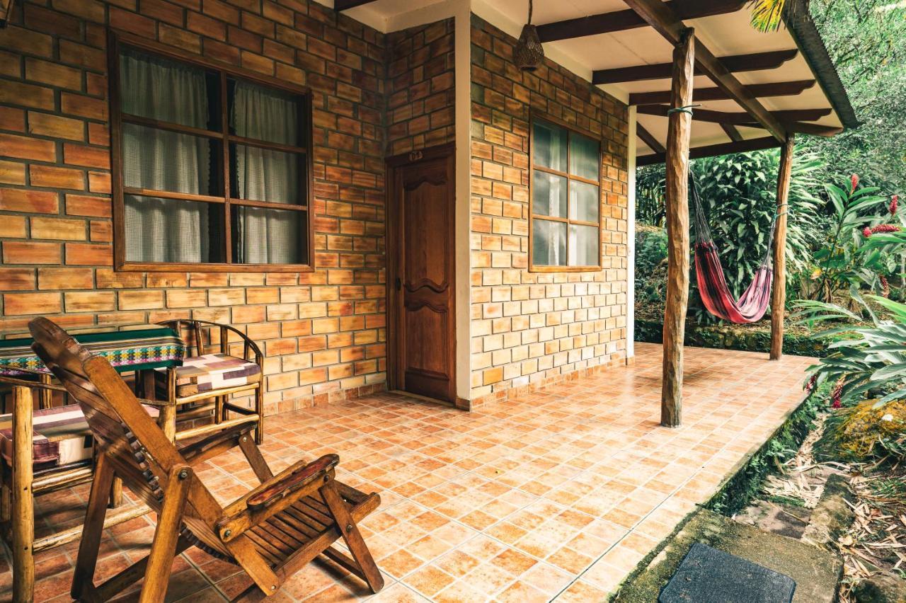 Huingos Eco Lodge タラポト エクステリア 写真