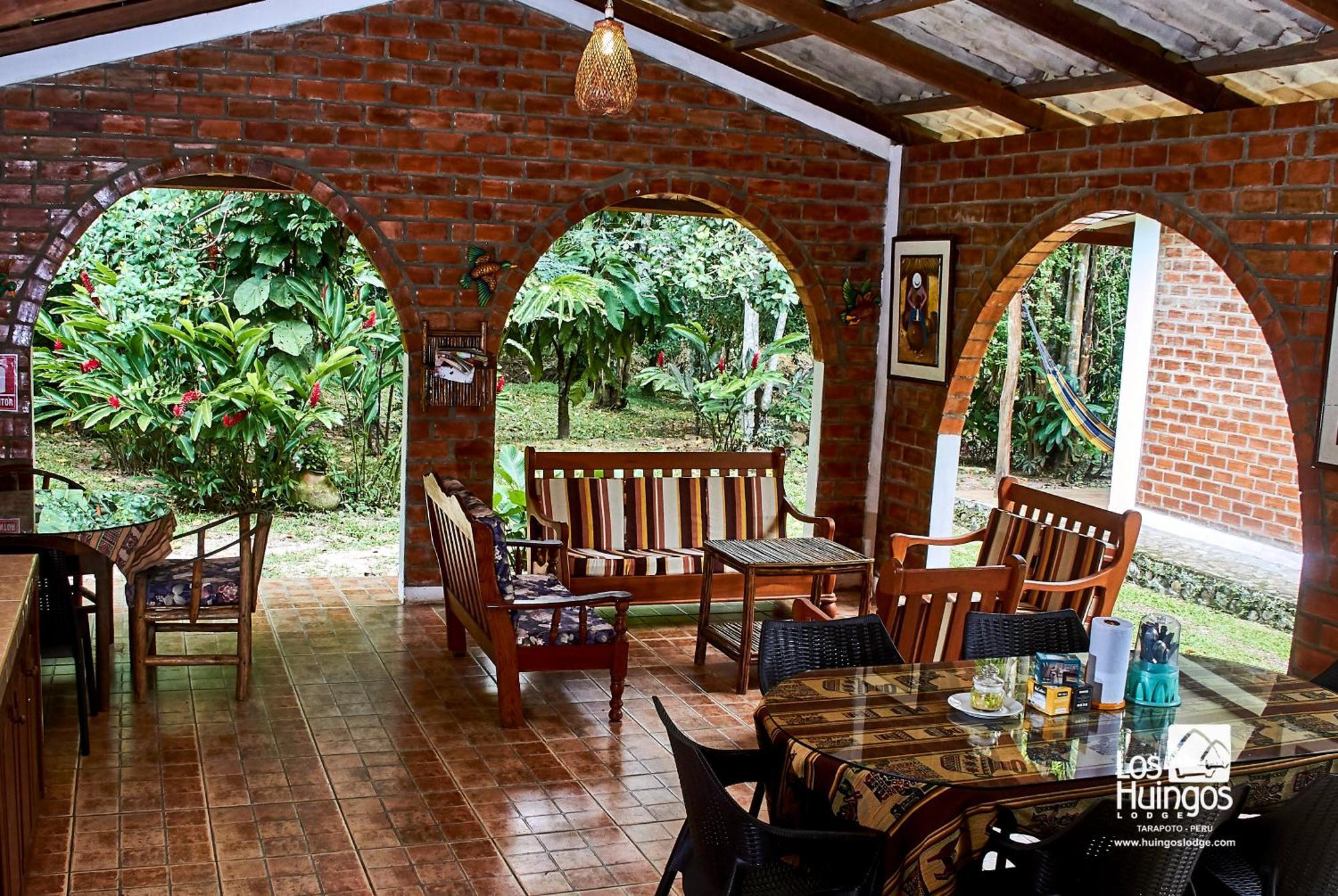 Huingos Eco Lodge タラポト エクステリア 写真